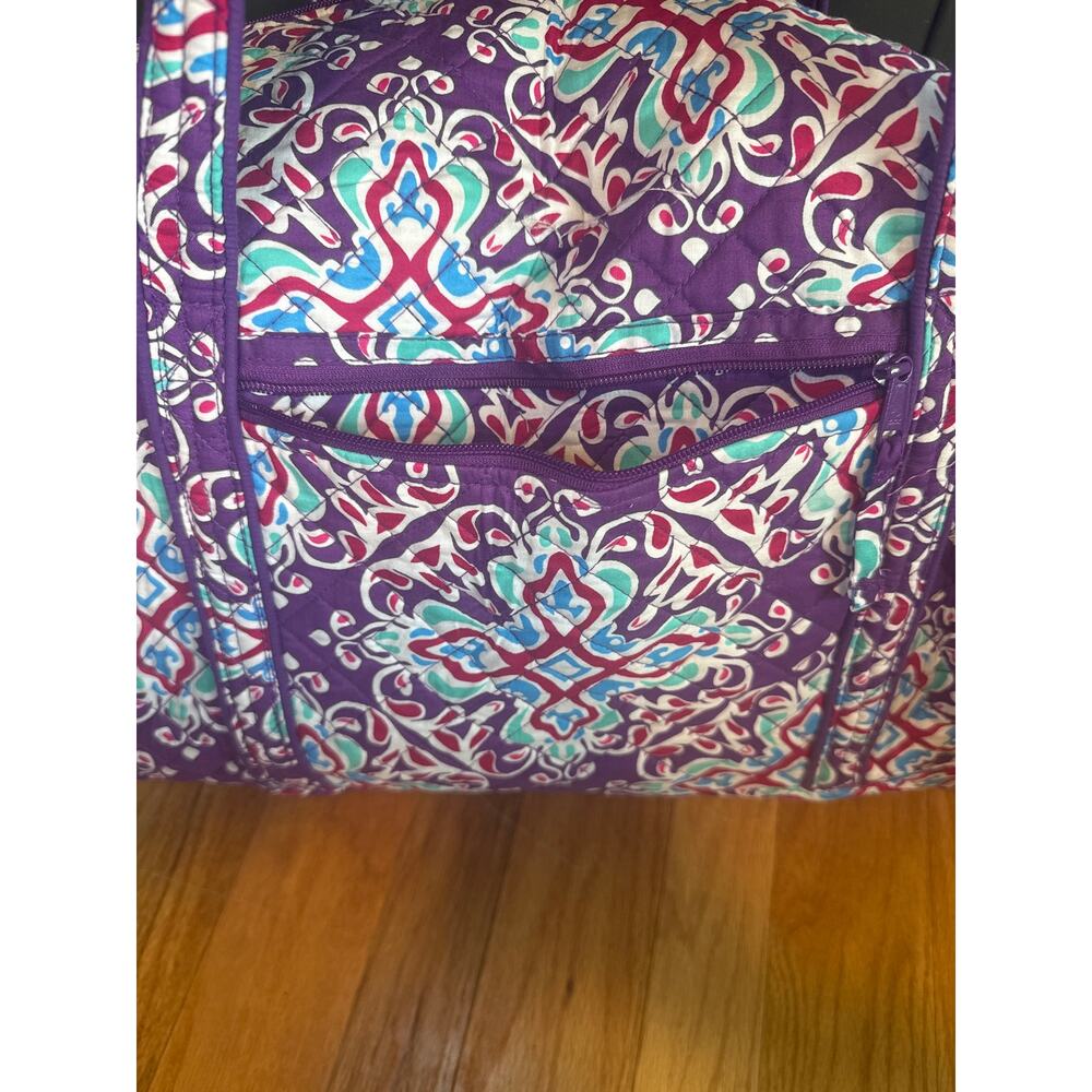 Vera Bradley Large Quilted Iconic Large Travel Duffel-Signature Lilas Parsely - Picture 6 of 9